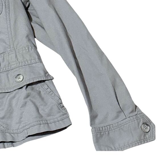 LOFT Gray Jacket - Size 8 - Casual Classic w/ Pockets & Figure-Flattering Waist - Picture 4 of 10